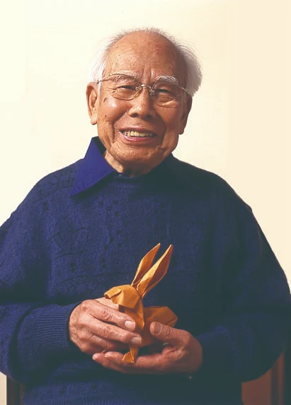 Akira Yoshizawa (1911 - 2005)-origami history-Quilling art Viet Net