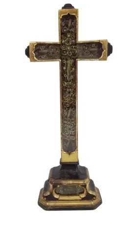 history of quilling - Ecclesiastical Quilling Altar Reliquary Cross - Continental Europe (likely France or Italy) — 18th to 19th Century.